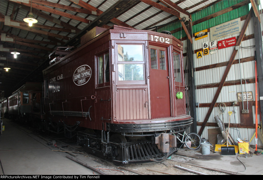 Illinois Terminal #1702